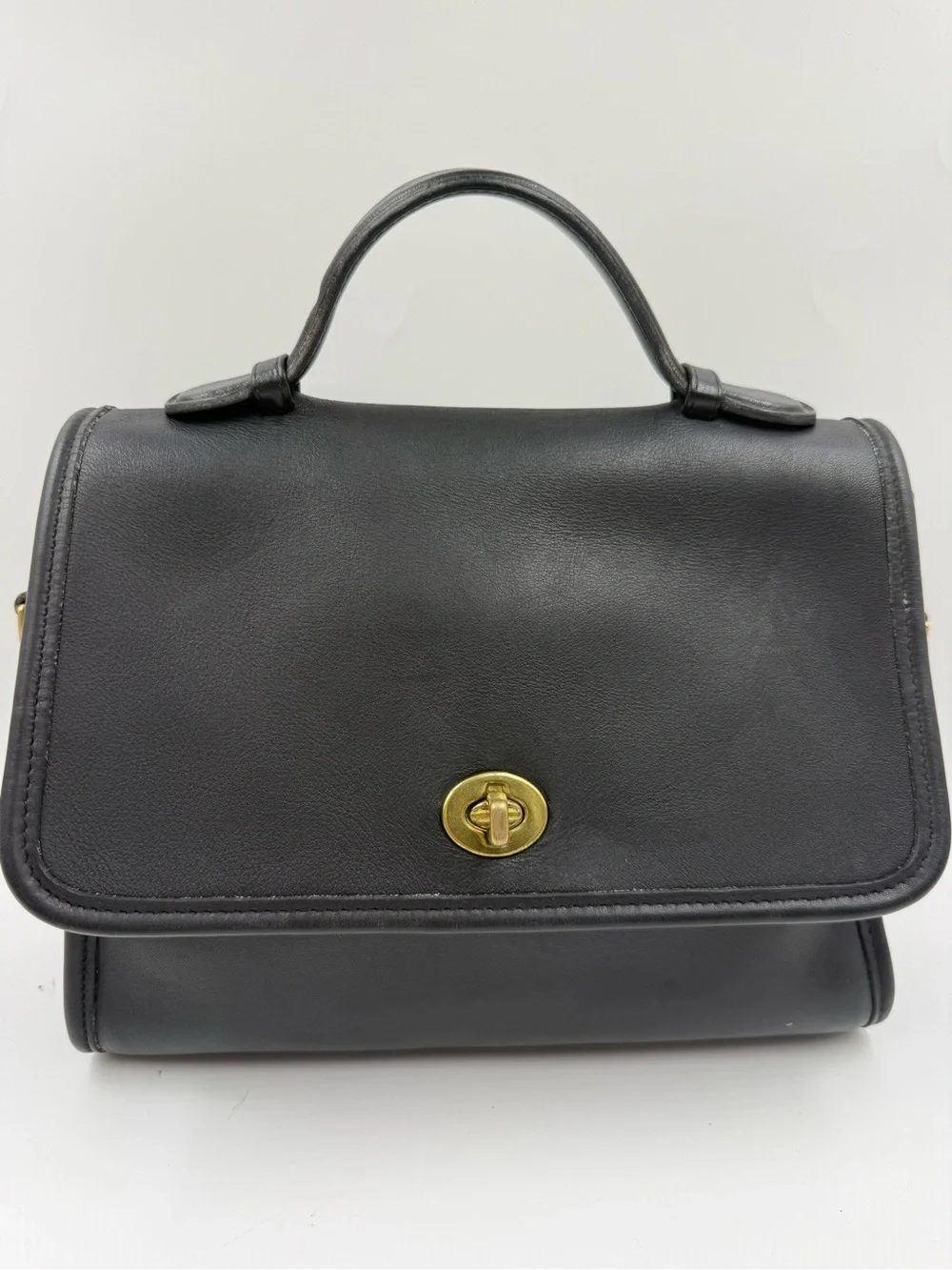 Vintage Coach Court Bag 9870 Black Glovetanned Leather Crossbody Top Handle USA